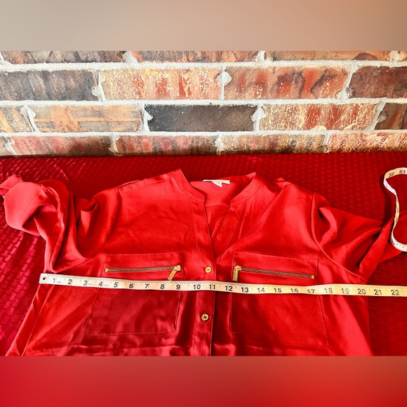 Calvin Klein Red Button Up Top with Rollup Sleeves Women’s Size:Medium NWOT - Picture 2 of 6
